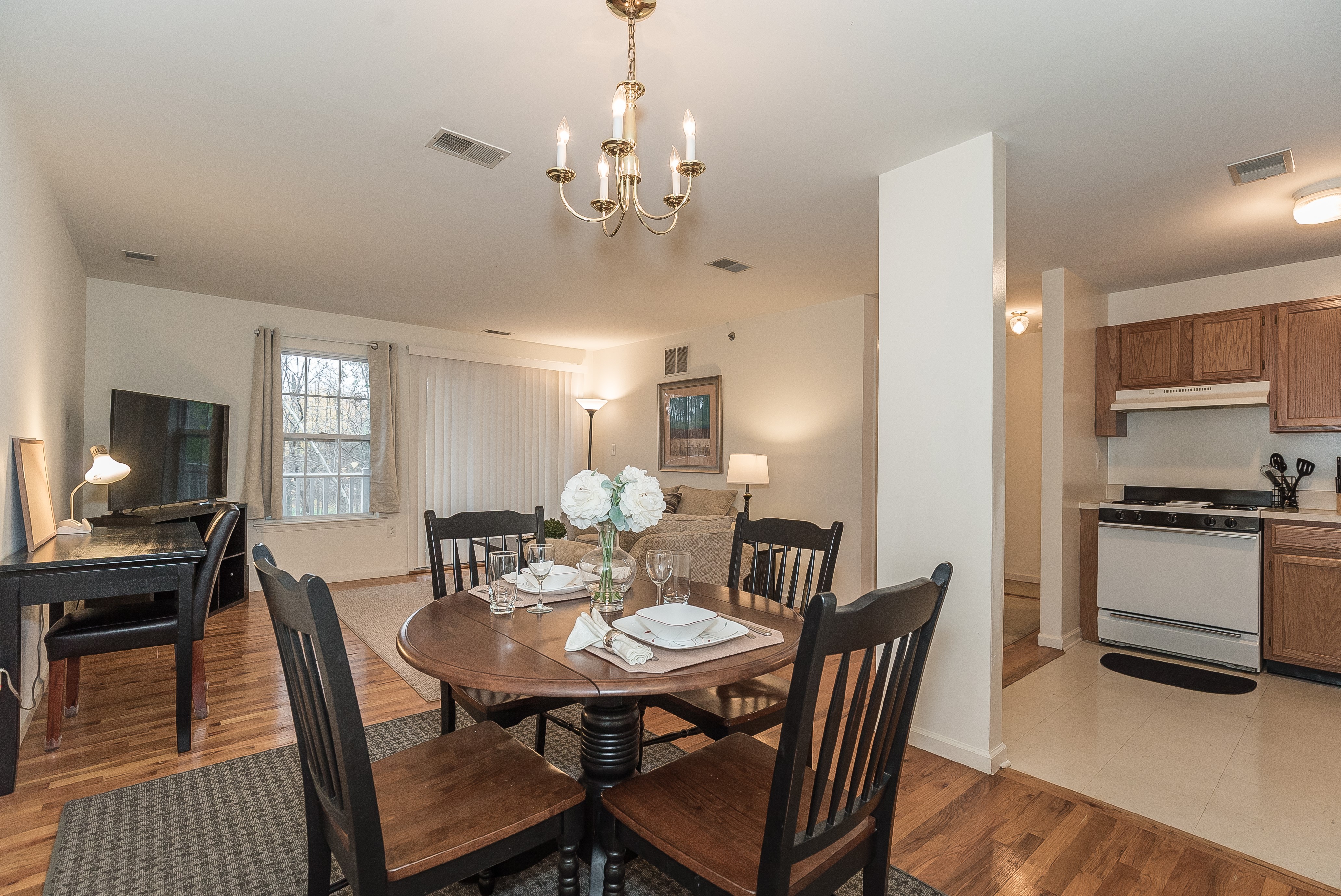 SP 724 South Plainfield Furnished Apartments 8002132550