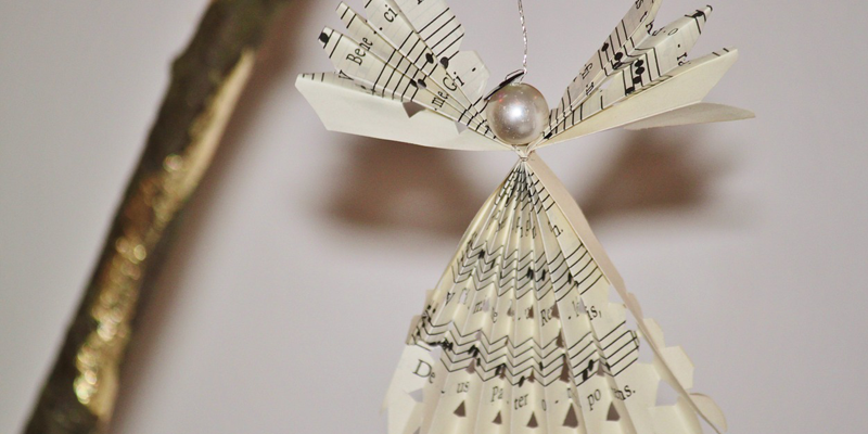 Handmade Holiday at The Woodland