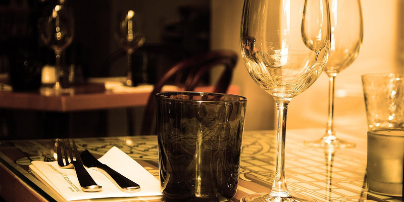 Murder Mystery Theater Interactive Show and Dinner